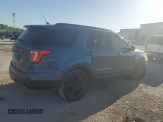 2018 Ford Explorer XLT z VIN 1FM5K7D86JGB07924, wystawiony jako Copart lot #56415575 z przebiegiem 151 540 mil mil oraz Szkody całkowita. Historia ofert i sprzedaży dostępna na DreamBid. Obrazek 3.