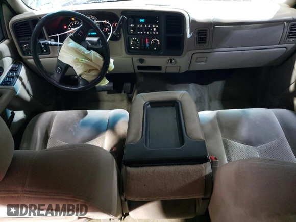2003 Chevrolet Tahoe LS z VIN 1GNEC13Z23R264941, wystawiony jako Copart lot #56033135 z przebiegiem 195 068 mil mil oraz Szkoda całkowita • Salvage title. Historia ofert i sprzedaży dostępna na DreamBid. Obrazek 8.