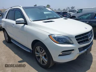 2013 Mercedes-Benz M 350 with VIN 4JGDA5JB6DA163663, listed as a IAAI auction lot 42449381 with 125,880 mi miles and . Bid and sale history available at DreamBid. Image 1.