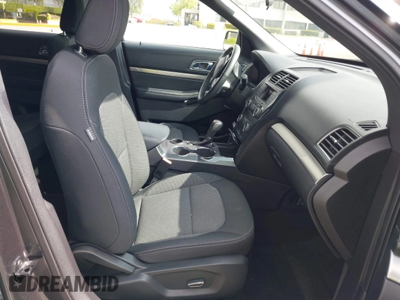2018 Ford Explorer XLT z VIN 1FM5K7D82JGB56585, wystawiony jako IAAI lot #42129728 z przebiegiem 39 007 mil mil oraz . Historia ofert i sprzedaży dostępna na DreamBid. Obrazek 5.