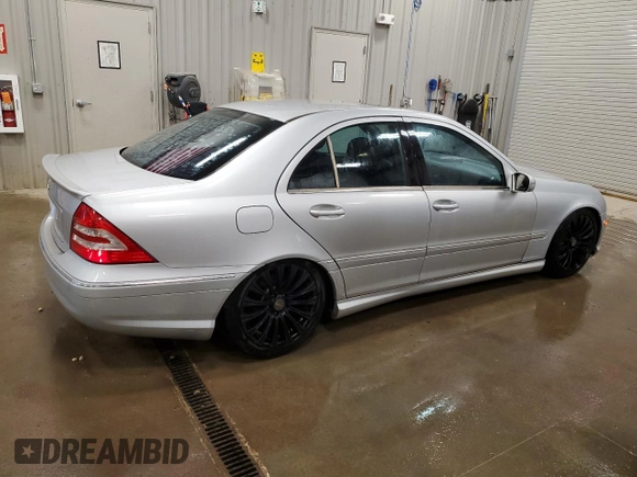 2007 Mercedes-Benz C 230 Sport with VIN WDBRF52H27F932115, listed as a Copart auction lot 62959505 with 154,449 mi miles and Clean title. Bid and sale history available at DreamBid. Image 3.