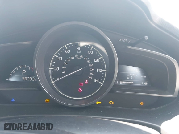 2018 Mazda 3 Touring z VIN 3MZBN1V35JM272638, wystawiony jako IAAI lot #42458722 z przebiegiem 98 393 mil mil oraz . Historia ofert i sprzedaży dostępna na DreamBid. Obrazek 7.