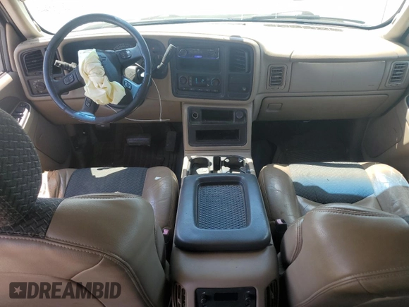 2004 Chevrolet Avalanche Z66 with VIN 3GNEC12TX4G254821, listed as a Copart auction lot 69406084 with 175,656 mi miles and Salvage Title. Bid and sale history available at carsss.com. Image 8.