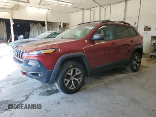 2015 Jeep Cherokee Trailhawk with VIN 1C4PJMBS1FW745928, listed as a Copart auction lot 62032585 with 132,559 mi miles and Salvage title. Bid and sale history available at DreamBid. Image 1.