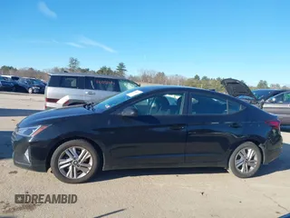 2020 Hyundai Elantra Value Edition z VIN KMHD84LF7LU046810, wystawiony jako IAAI lot #40958846 z przebiegiem 71 778 mil mil oraz . Historia ofert i sprzedaży dostępna na DreamBid. Obrazek 14.