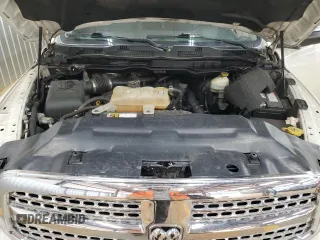 2016 Ram 1500 Laramie z VIN 1C6RR7VMXGS315525, wystawiony jako Copart lot #59046065 z przebiegiem 170 584 mil mil oraz Czysty tytuł • Clean title. Historia ofert i sprzedaży dostępna na DreamBid. Obrazek 11.