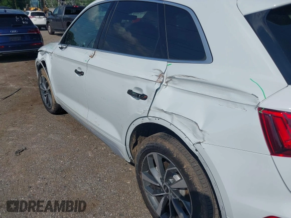 2022 Audi Q5 S line Premium Plus с VIN WA1EAAFY5N2054700, выставлен на аукционе IAAI как лот 42475142 с пробегом 42 148 миль миль и . История ставок и продаж доступна на DreamBid. Изображение 6.