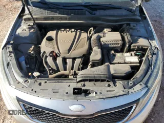 2014 Kia Optima LX z VIN 5XXGM4A75EG310978, wystawiony jako Copart lot #56861635 z przebiegiem 177 303 mil mil oraz Czysty tytuł • Clean title. Historia ofert i sprzedaży dostępna na DreamBid. Obrazek 11.