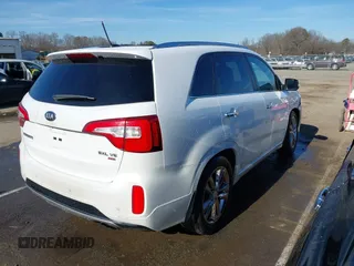 2014 Kia Sorento SX with VIN 5XYKW4A72EG449868, listed as a IAAI auction lot 41441234 with 150,244 mi miles. Bid and sale history available at carsss.com. Image 4.