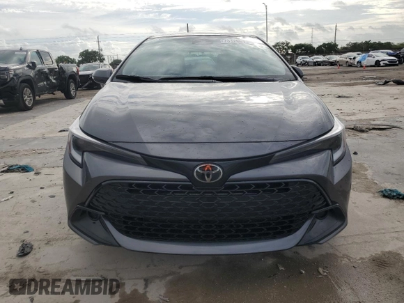 2025 Toyota Corolla Hatchback SE with VIN JTND4MBEXS3233984, listed as a Copart auction lot 73129614 with 4,581 mi miles and Salvage Title. Bid and sale history available at carsss.com. Image 5.
