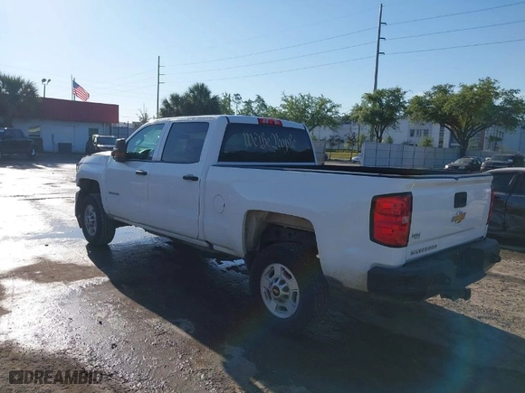 2016 Chevrolet Silverado 2500HD Work Truck with VIN 1GC1KUE84GF136546, listed as a IAAI auction lot 41887485 with 287,977 mi miles. Bid and sale history available at carsss.com. Image 3.