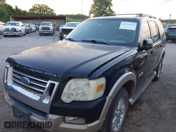 2006 Ford Explorer Eddie Bauer z VIN 1FMEU64E26UB29616, wystawiony jako IAAI lot #42522449 z przebiegiem 249 604 mil mil oraz . Historia ofert i sprzedaży dostępna na DreamBid. Obrazek 6.