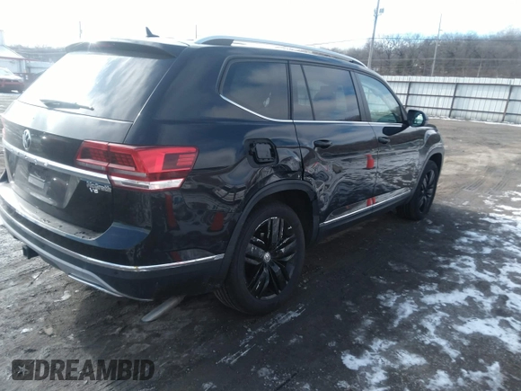 2019 Volkswagen Atlas SEL with VIN 1V2ER2CA2KC512578, listed as a IAAI auction lot 41265733 with 110,977 mi miles and . Bid and sale history available at DreamBid. Image 4.