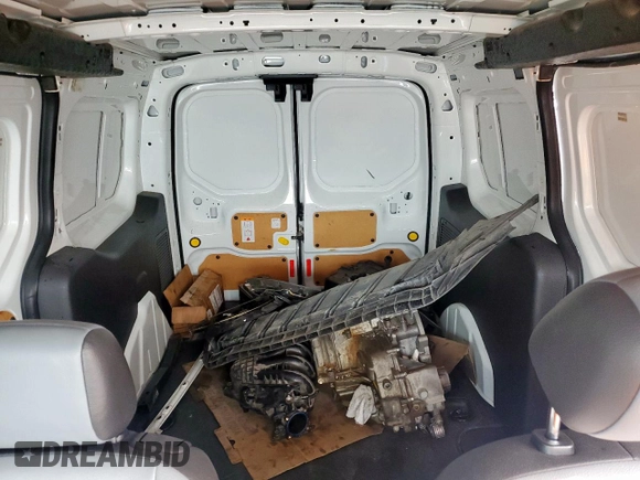 2017 Ford Transit Connect XL z VIN NM0LS7E72H1331848, wystawiony jako Copart lot #57677045 z przebiegiem 134 944 mil mil oraz Czysty tytuł • Clean title. Historia ofert i sprzedaży dostępna na DreamBid. Obrazek 10.