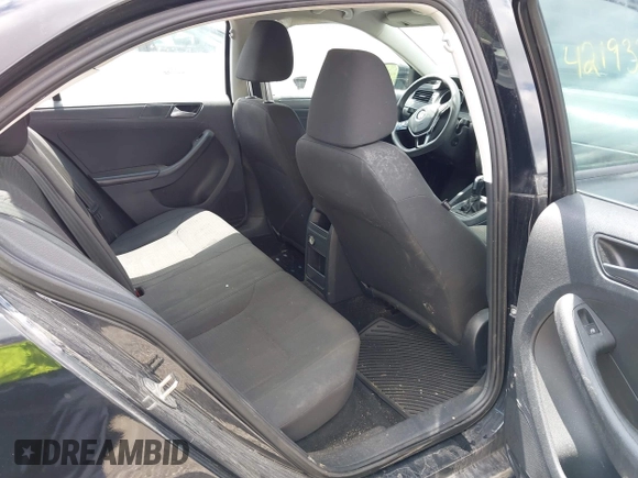 2015 Volkswagen Jetta S с VIN 3VW2K7AJ6FM428242, выставлен на аукционе IAAI как лот 42193282 с пробегом 150 902 миль миль и . История ставок и продаж доступна на DreamBid. Изображение 8.