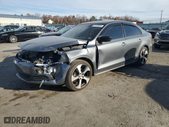 2014 Volkswagen Jetta TDI w/Premium with VIN 3VW3L7AJ4EM323098, listed as a Copart auction lot 81103934 with 96,205 mi miles and Salvage title. Bid and sale history available at DreamBid. Image 1.
