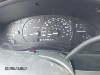 2000 Ford Explorer XLT с VIN 1FMZU83P2YZB75694, выставлен на аукционе IAAI как лот 41932899 с пробегом 245 229 миль миль и . История ставок и продаж доступна на DreamBid. Изображение 7.