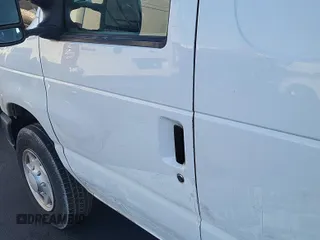 2013 Ford Econoline Cargo Commercial z VIN 1FTNE1EW1DDA61995, wystawiony jako IAAI lot #42516622 z przebiegiem 182 503 mil mil oraz . Historia ofert i sprzedaży dostępna na DreamBid. Obrazek 11.