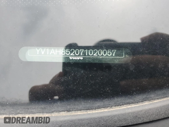 2007 Volvo S80 V8 z VIN YV1AH852071020057, wystawiony jako Copart lot #61176825 z przebiegiem 1 185 225 mil mil oraz Czysty tytuł • Clean title. Historia ofert i sprzedaży dostępna na DreamBid. Obrazek 12.