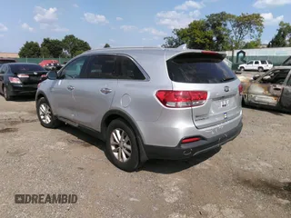 2017 Kia Sorento LX with VIN 5XYPGDA57HG302287, listed as a IAAI auction lot 40115161 with 152,588 mi miles and . Bid and sale history available at carsss.com. Image 3.