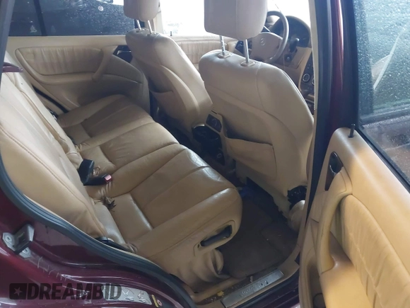 2003 Mercedes-Benz M 350 with VIN 4JGAB57E13A448528, listed as a IAAI auction lot 41953003 with 256,637 mi miles and . Bid and sale history available at DreamBid. Image 8.