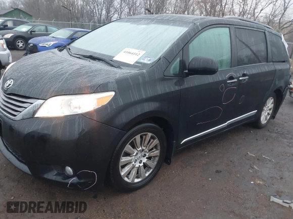 2015 Toyota Sienna Ltd with VIN 5TDDK3DC9FS124680, listed as a IAAI auction lot 41064112 with 46,876 mi miles. Bid and sale history available at carsss.com. Image 2.