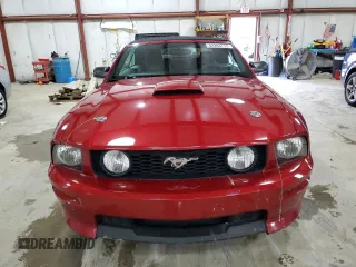 2008 Ford Mustang GT Deluxe with VIN 1ZVHT85HX85185712, listed as a Copart auction lot 52283715 with 136,630 mi miles and Salvage Title. Bid and sale history available at DreamBid. Image 5.