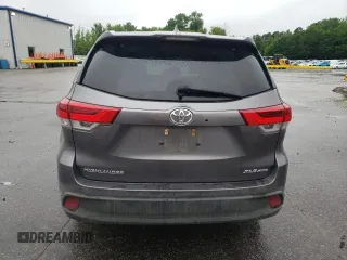 2018 Toyota Highlander SE with VIN 5TDJZRFH9JS528291, listed as a Copart auction lot 56568275 with 74,619 mi miles and Salvage title. Bid and sale history available at DreamBid. Image 6.