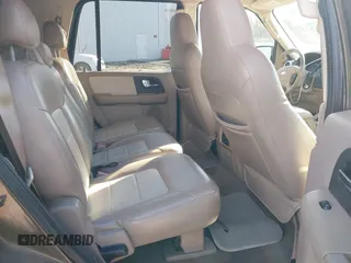 2006 Ford Expedition Eddie Bauer with VIN 1FMFU17516LA09167, listed as a IAAI auction lot 41217226 with 199,761 mi miles. Bid and sale history available at carsss.com. Image 8.
