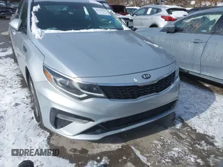 2019 Kia Optima LX z VIN 5XXGT4L3XKG294513, wystawiony jako IAAI lot #41345191 z przebiegiem 101 345 mil mil oraz . Historia ofert i sprzedaży dostępna na DreamBid. Obrazek 20.