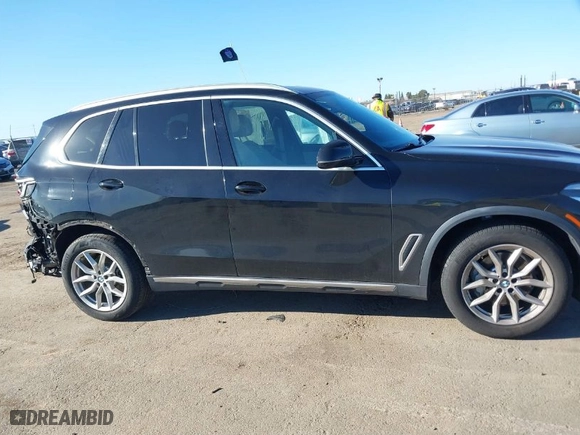 2019 BMW X5 xDrive40i with VIN 5UXCR6C5XKLL39913, listed as a IAAI auction lot 41655464 with 39,675 mi miles. Bid and sale history available at carsss.com. Image 13.