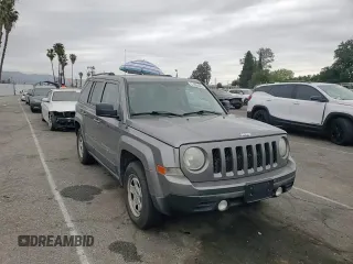 2014 Jeep Patriot Altitude with VIN 1C4NJPBAXED595327, listed as a Copart auction lot 53665005 with 134,771 mi miles and Salvage Title. Bid and sale history available at DreamBid. Image 11.