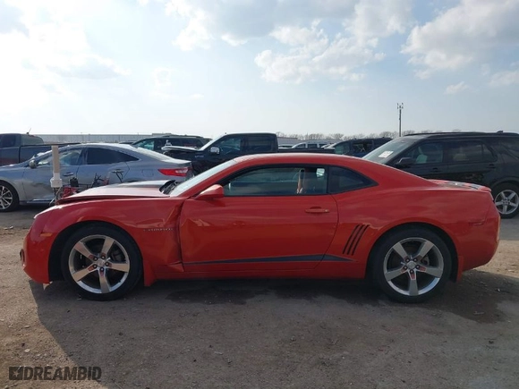 2011 Chevrolet Camaro 2LT with VIN 2G1FC1ED7B9151681, listed as a IAAI auction lot 41529364 with NaN miles. Bid and sale history available at carsss.com. Image 14.