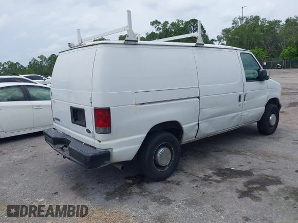 2006 Ford Econoline Cargo z VIN 1FTNE24W56HB25572, wystawiony jako IAAI lot #42378434 z przebiegiem 272 413 mil mil oraz . Historia ofert i sprzedaży dostępna na DreamBid. Obrazek 4.