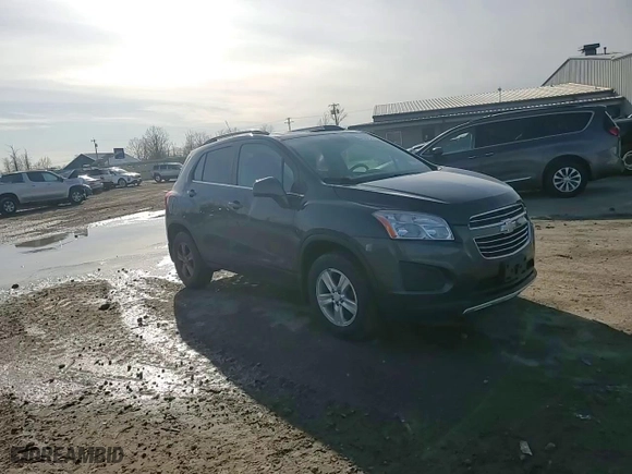 2016 Chevrolet Trax LT with VIN 3GNCJPSB2GL213389, listed as a Copart auction lot 48965705 with 105,180 mi miles and Salvage Title. Bid and sale history available at carsss.com. Image 15.