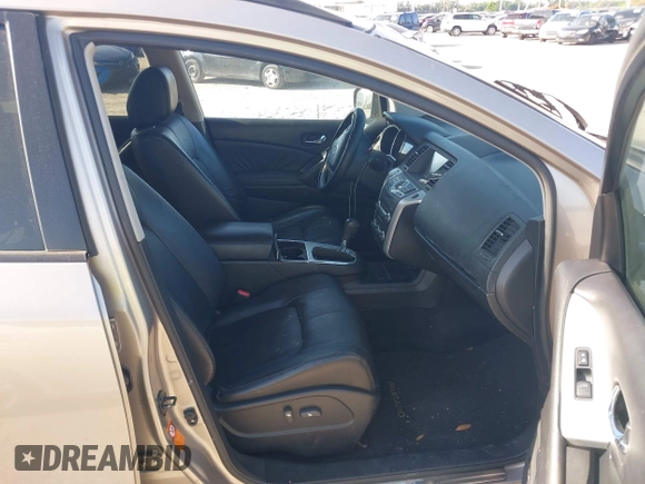 2009 Nissan Murano SL with VIN JN8AZ18U69W006374, listed as a IAAI auction lot 42021900 with 209,749 mi miles. Bid and sale history available at carsss.com. Image 5.