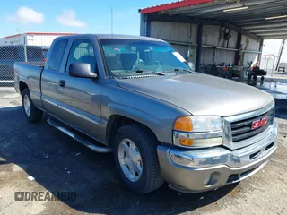 2006 GMC Sierra 1500 SLE1 z VIN 2GTEC19V061268867, wystawiony jako IAAI lot #41557887 z przebiegiem 190 359 mil mil oraz . Historia ofert i sprzedaży dostępna na DreamBid. Obrazek 1.