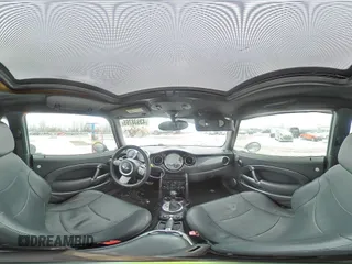 2005 MINI Hardtop S z VIN WMWRE33465TD91749, wystawiony jako Copart lot #43938765 z przebiegiem 166 391 mil mil oraz Szkoda całkowita • Salvage title. Historia ofert i sprzedaży dostępna na DreamBid. Obrazek 13.
