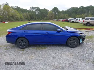 2022 Hyundai Elantra SEL with VIN KMHLM4AG9NU345205, listed as a IAAI auction lot 41953130 with 19,829 mi miles and . Bid and sale history available at DreamBid. Image 14.