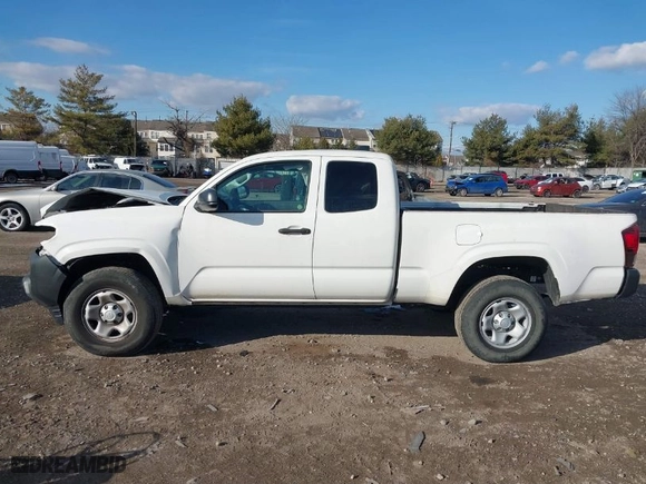 2021 Toyota Tacoma 2WD SR with VIN 3TYRX5GN5MT008345, listed as a IAAI auction lot 41362172 with 45,066 mi miles. Bid and sale history available at carsss.com. Image 14.