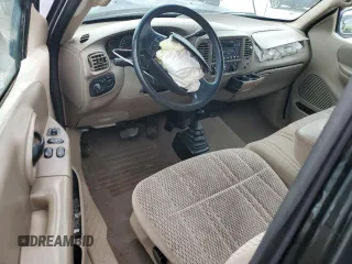 2000 Ford F-150 XL with VIN 1FTRX18L0YNB12593, listed as a Copart auction lot 44256805 with 0 mi miles and Non Repairable. Bid and sale history available at carsss.com. Image 8.