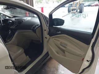 2013 Ford C-Max SEL z VIN 1FADP5BU4DL540861, wystawiony jako IAAI lot #42440095 z przebiegiem 126 228 mil mil oraz . Historia ofert i sprzedaży dostępna na DreamBid. Obrazek 5.