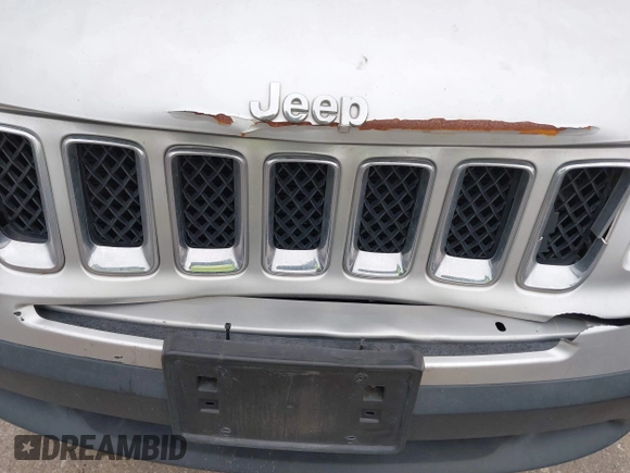 2013 Jeep Compass Sport with VIN 1C4NJCBA7DD100332, listed as a IAAI auction lot 41278779 with 161,668 mi miles. Bid and sale history available at carsss.com. Image 6.