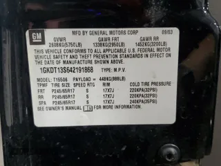 2004 GMC Envoy SLT with VIN 1GKDT13S642191868, listed as a Copart auction lot 82334304 with 150,810 mi miles and Salvage Title. Bid and sale history available at carsss.com. Image 13.