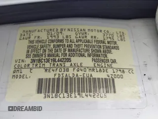 2009 Nissan Versa S z VIN 3N1BC13E19L442205, wystawiony jako IAAI lot #42446103 z przebiegiem 125 011 mil mil oraz . Historia ofert i sprzedaży dostępna na DreamBid. Obrazek 9.