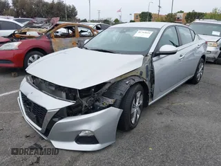 2021 Nissan Altima 2.5 S with VIN 1N4BL4BV5MN382492, listed as a IAAI auction lot 41743644 with 51,123 mi miles. Bid and sale history available at carsss.com. Image 2.