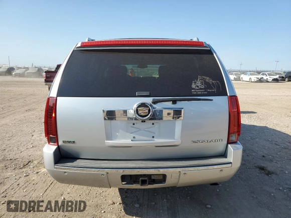 2012 Cadillac Escalade z VIN 1GYS4GEF8CR189283, wystawiony jako Copart lot #66430754 z przebiegiem 219 132 mil mil oraz Czysty tytuł • Clean title. Historia ofert i sprzedaży dostępna na DreamBid. Obrazek 6.