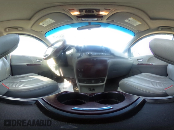 2011 Toyota Sienna XLE with VIN 5TDDK3DC0BS012604, listed as a IAAI auction lot 41533173 with 174,779 mi miles. Bid and sale history available at carsss.com. Image 19.