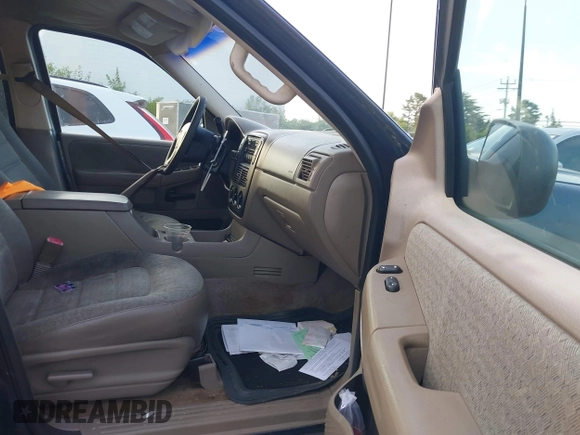 2002 Ford Explorer XLS with VIN 1FMZU62E12ZC04436, listed as a IAAI auction lot 42746422 with 198,618 mi miles and . Bid and sale history available at DreamBid. Image 5.