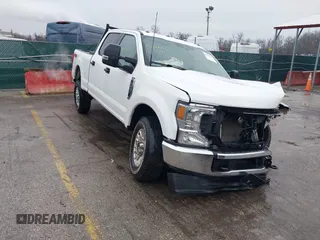 2022 Ford F-250 XL z VIN 1FT7W2B65NEF76378, wystawiony jako IAAI lot #41844740 z przebiegiem 64 190 mil mil oraz . Historia ofert i sprzedaży dostępna na DreamBid. Obrazek 1.